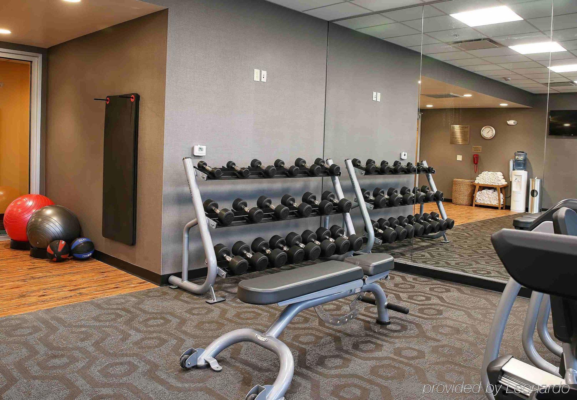 Fairfield Inn & Suites By Marriott Madison Verona Exterior photo